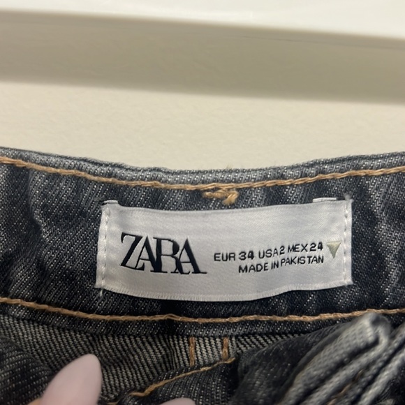 zara grey denim shorts: size eur 34/ US 2 - Picture 3 of 3